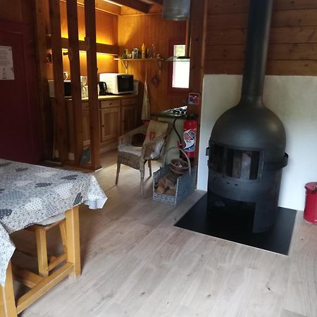 Les chalets de la forêt d'Issaux Osse-en-Aspe Exterior foto